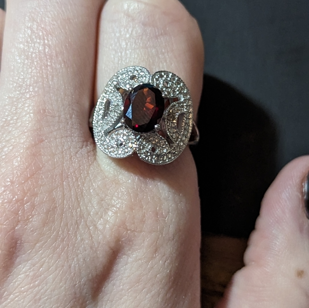 Huge deep red garnet and sterling ring with filigree detailing